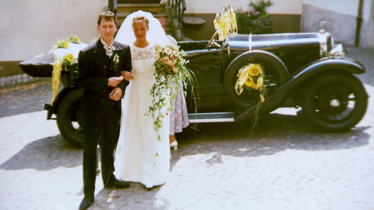 Peter und Heike Lamade bei ihrer Hochzeit (Foto: SWR)