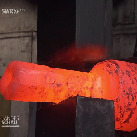 Glocken-Klöppel wird hergestellt (Foto: SWR)