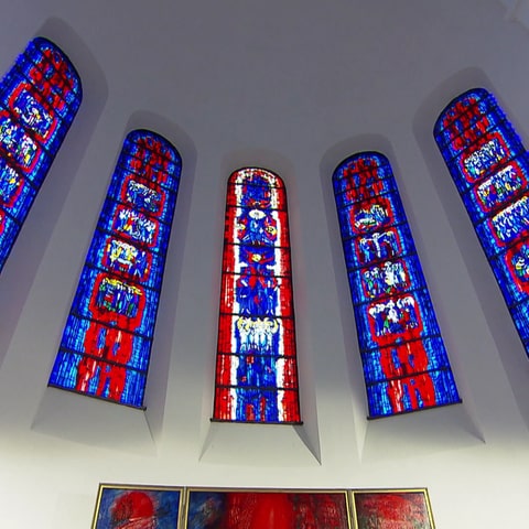 Kirchenfenster von Sieger Köder in Wasseralfingen