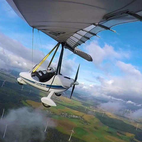 Thorsten Franz ist gerne mit seinem Ultra-Leicht-Gleiter in der Luft unterwegs. (Foto: SWR)