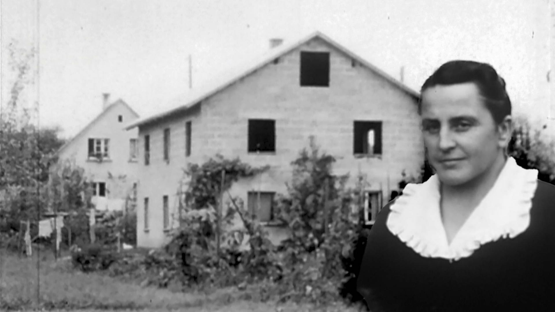 Frau baut 1957 ganz alleine für ihre Familie ein Haus