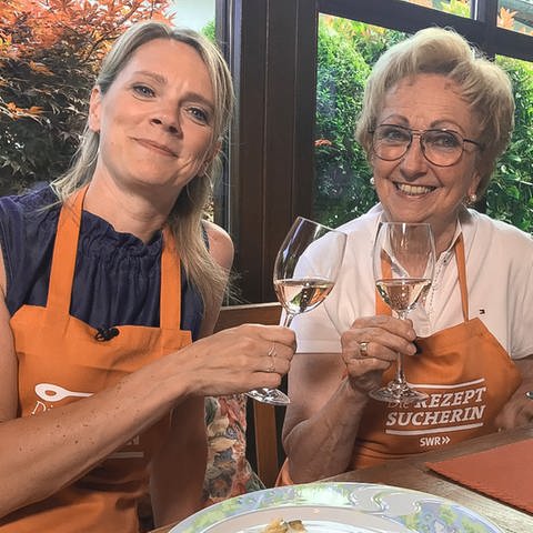 Susanne Nett kocht mit Barbara Schwan in Heilbronn Gurkenspätzle.