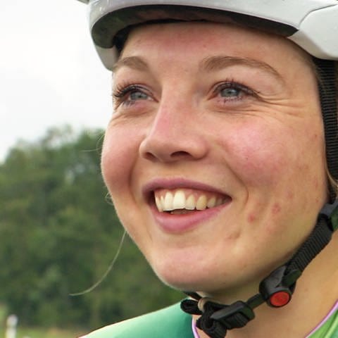 Katharina Fox ist erfolgreich beim Zeitfahren (Foto: SWR, SWR)