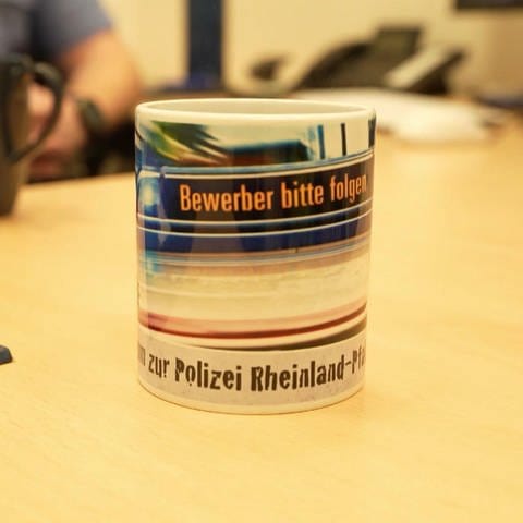 Cop-Kaffeebecher (Foto: SWR)