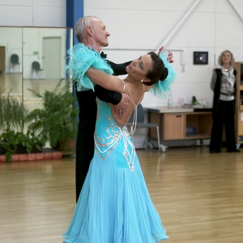 Paar entdeckt sein Talent im Tanzsport (Foto: SWR)