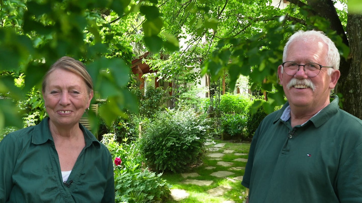 Im verwunschenen Traumgarten von Monika und Peter Burg (Foto: SWR)