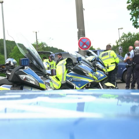 Polizisten der Karlsruher Verkehrspolizei