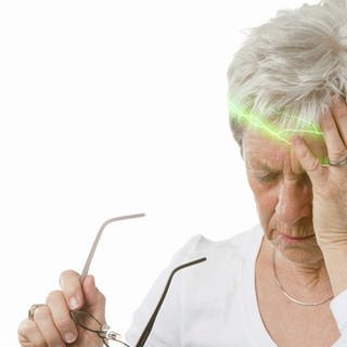 Kopfschmerz-Patientin - Wenn der Schmerz wie ein Blitz einschlägt (Foto: SWR)