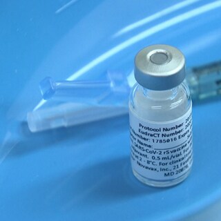 Der neue Impfstoff des US-amerikanischen Herstellers Novavax (Foto: SWR)