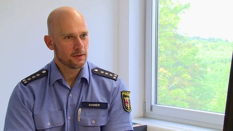 Thomas Sinner von der Polizeiinspektion 3 in Mainz (Foto: SWR)