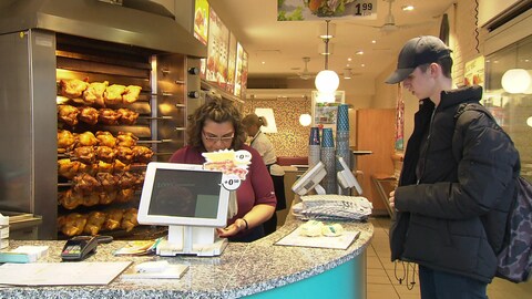 Ob Einzelhandel, Gastronomie oder Reinigungsbranche: Frauen haben häufiger einen Minijob als Männer. (Foto: SWR, SWR)