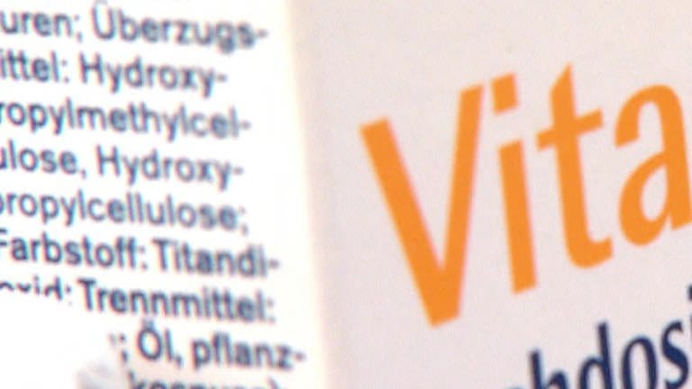 Packung mit Nahrungsergänzungsmittel "Vitamin D" (Foto: SWR)