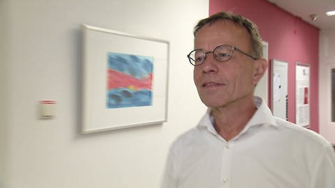 Professor Manfred Beutel von der Universitätsmedizin Mainz (Foto: SWR)