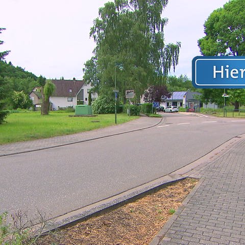 hzl-Diedelkopf-Koerbornerstr-Schild (Foto: SWR)