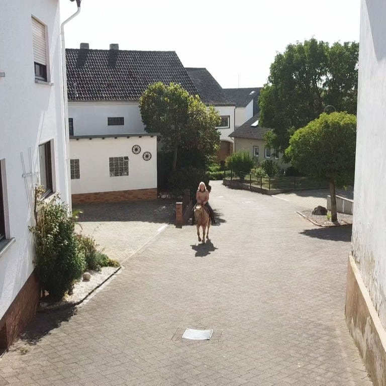Hunzel - Die Lindenstrasse (Foto: SWR)