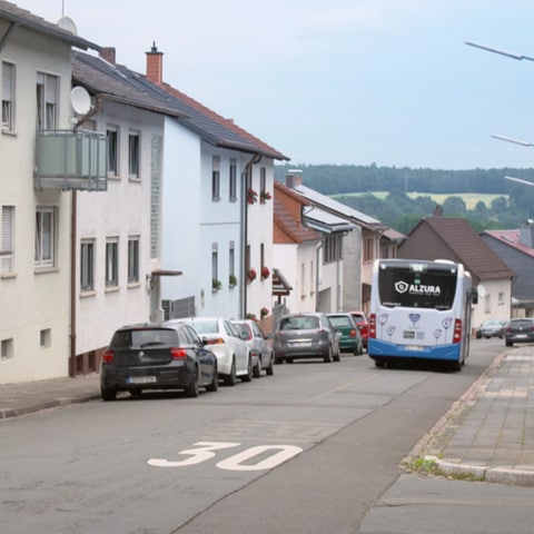 Hierzuland Erzhütten, Erzhütenstraße (Foto: SWR)