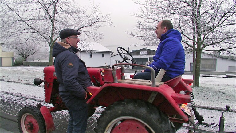 Hierzuland Stockhausen-Illfurth Oldtimer-Traktor (Foto: SWR)