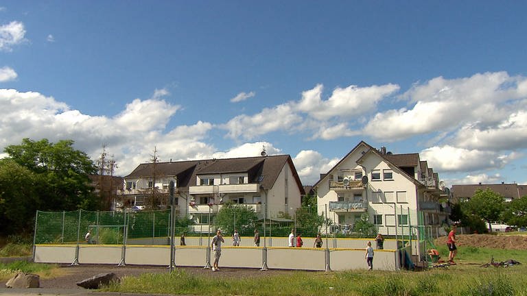 Spielende Kinder, Neuendorf (Foto: SWR)