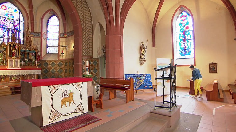 Hierzuland Freudenburg, Kircheninnenraum (Foto: SWR)