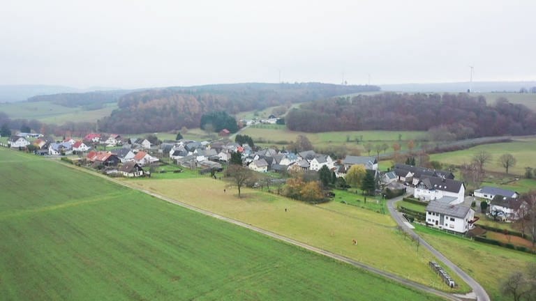 Oberfischbach - Ortsansicht (Foto: SWR)