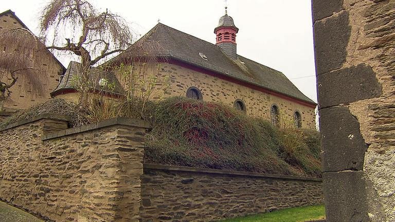 Klostergebäude mit Kapelle (Foto: SWR, SWR -)