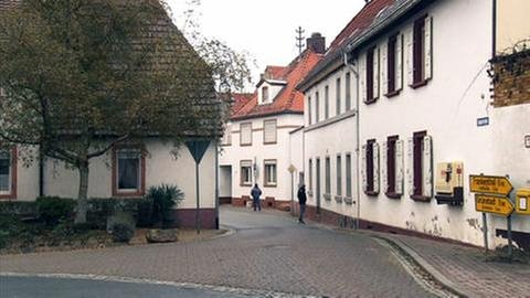 Heuchelheim - Im Ortskern (Foto: SWR, SWR -)