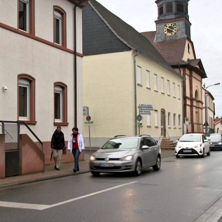 Hierzuland – Herxheimweyher – Hauptstrasse (Foto: SWR)