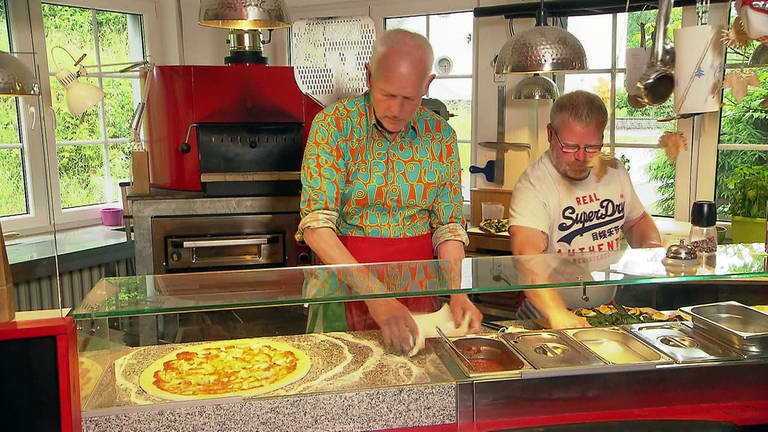 Wim de Gelder, Pizzabäcker in Arbach (Foto: SWR)