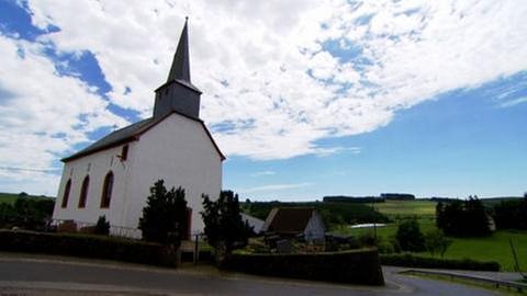 Blick auf die Kirche (Foto: SWR, SWR -)