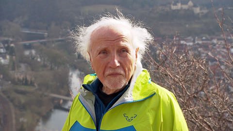 Auch mit 82 Jahren ist Hans Loser noch immer aktiv und begeisterter Mountainbiker. (Foto: SWR)