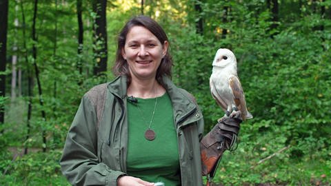 Früher war Viktoria Mayer Flugbegleiterin, heute ist sie Waldpädagogin in Montabaur. (Foto: SWR)