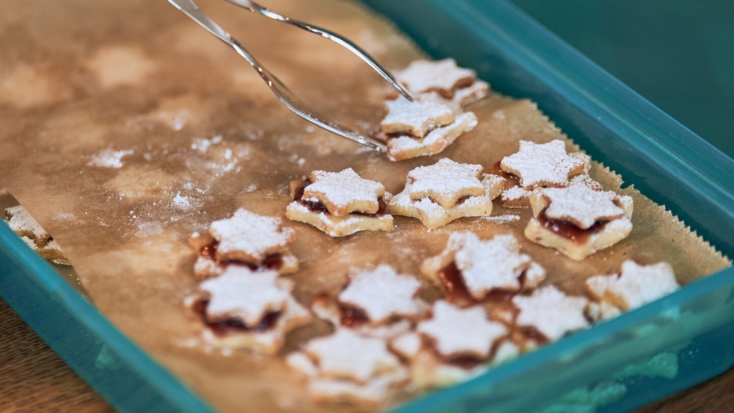 Hildabrötchen oder Spitzbuben - Rezepte - Lecker aufs Land - SWR Fernsehen