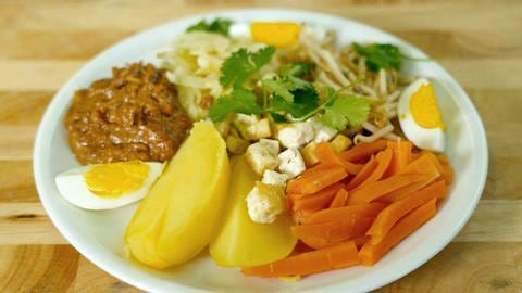 Gado-Gado – indonesischer Salat (Foto: WDR)