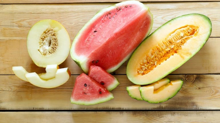 Wassermelone und verschiedene Zuckermelonen
