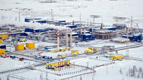 chimgaz's UKPG Gasbearbeitungsanlage in Novy Urengoi in der russischen Arktis in Sibirien (undatiertes Foto). Achimgaz ist ein Joint-Venture zwischen der deutschen BASF Wintershall und der russischen Gazprom. (Foto: dpa Bildfunk, picture alliance / dpa | Justin Jin)