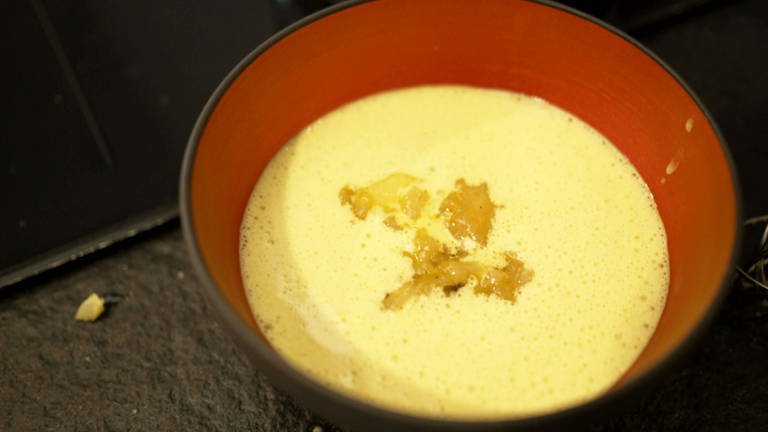 Curry-Schmand-Suppe mit Apfelchutney - Marktcheck - TV