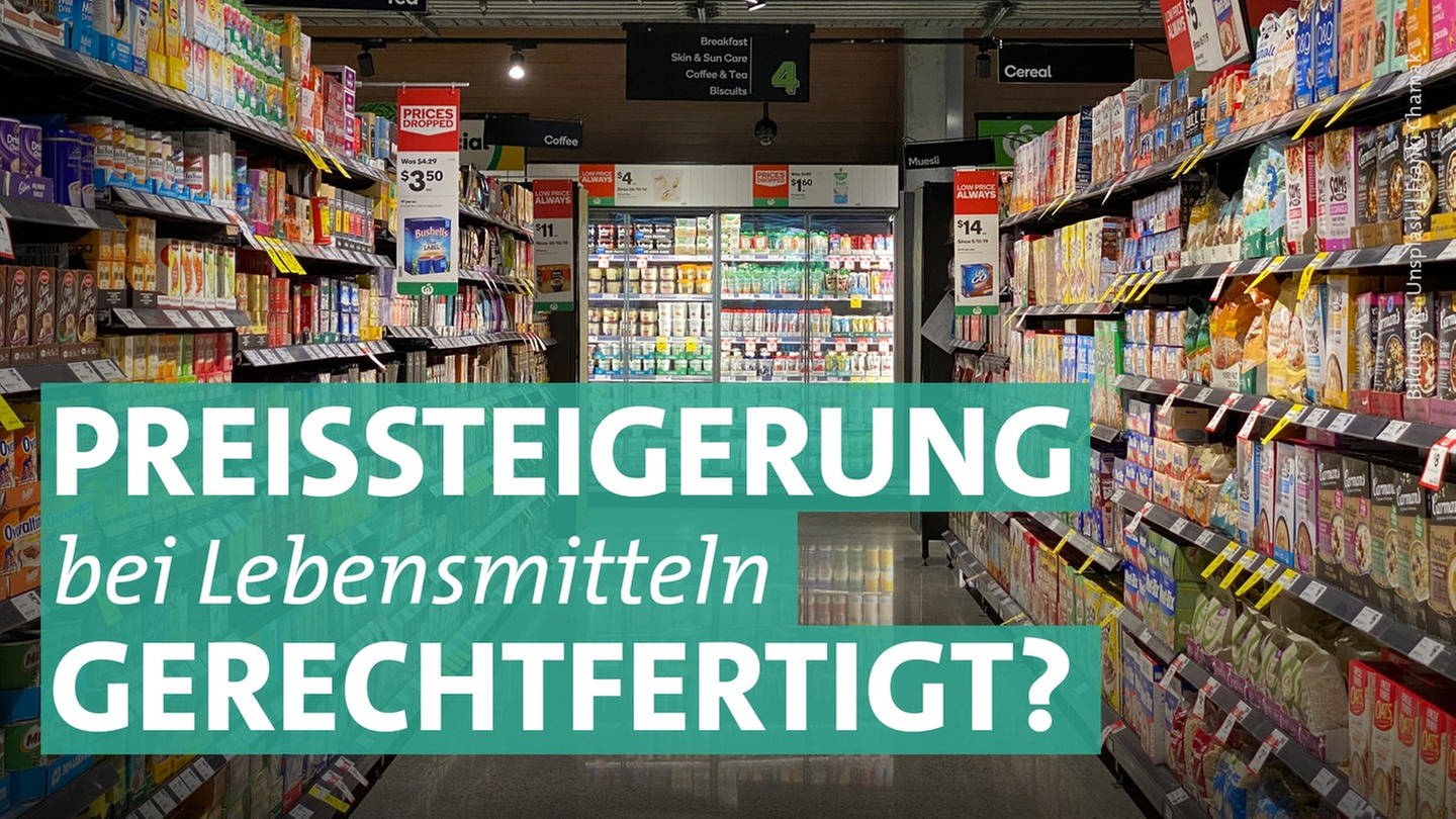 Gang in einem leeren Supermarkt. Steigende Lebensmittelkosten - Rewe, Lidl und Co. im Vergleich. (Foto: Unsplash / Franki Chamak)