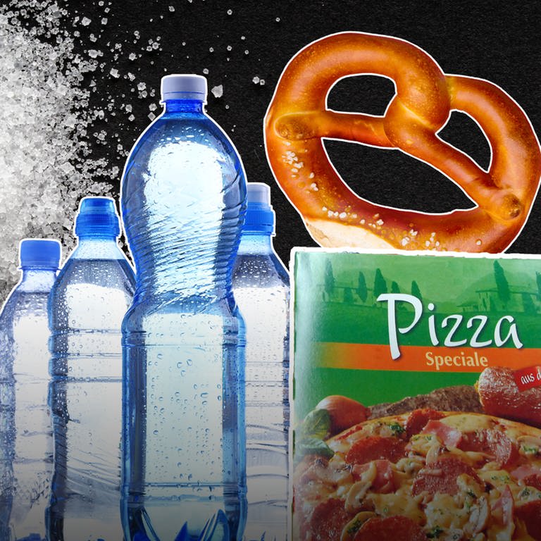 eine Brezel, eine Tiefkühlpizza und Wasserflaschen vor einem kleinen Berg Salz