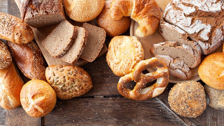 Verschiedene Brote und Brötchen (Foto: IMAGO, Imago)