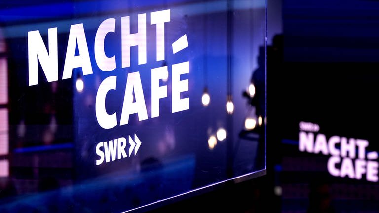 Nachtcafé-Logo im Studio Mainz