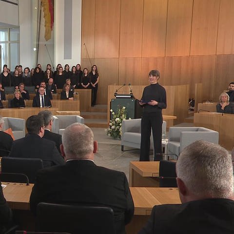 Der rheinland-pfälzische Landtag: PolitikerInnen gedenken der Opfer des Nationalsozialismus (Foto: SWR)