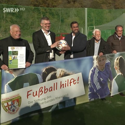 Stiftung "Fußball hilft!" (Foto: SWR)