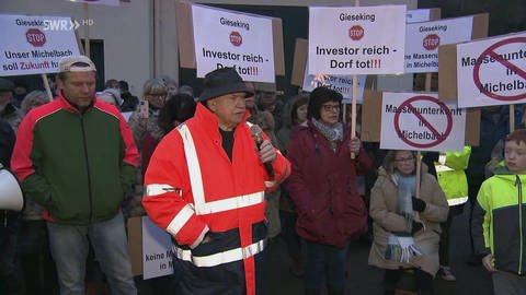 Bürgerprotest gegen Flüchtlingsunterkunft in Michelbach