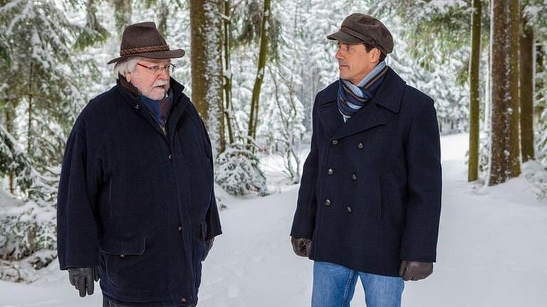 Hermann und Matthias beim Spaziergang im Schnee