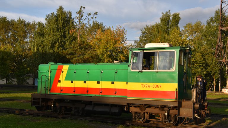 Eine TU7A-3367, 2014 für die Waldbahn Alapajewsk gebaut.