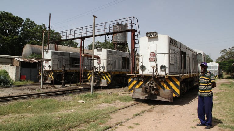 Die Alstom Diesellokomotiven im Betriebswerk Diredawa sind aus den 50er und 60er Jahren.