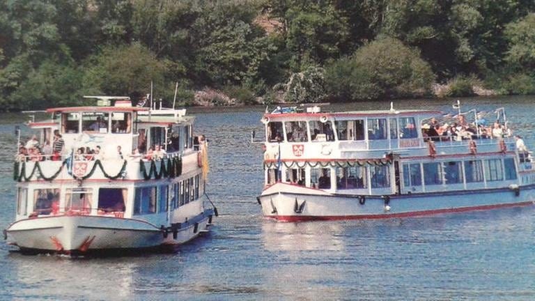 Die Donauschiffe - einst Konkurrenten für die Walhalla-Bahn