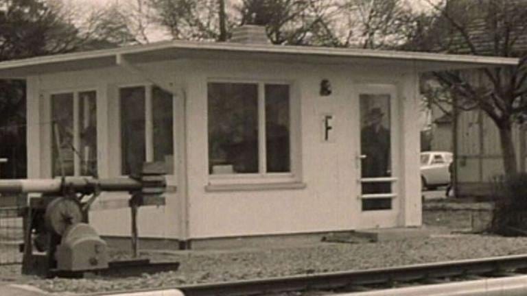 1968: ein modernes Schrankenwärterhaus