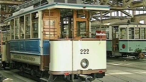 Vom Straßenbahnmuseum Zuffenhausen aus herrliche Straßenbahn-Oldtimer-Fahrten unternommen werden.