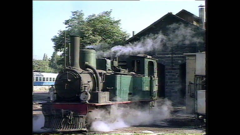 Hauptdarstellerin ist eine kleine grüne Tenderlokomotive, Achsfolge 1, Nr. 753 wie sie amtlich heißt..